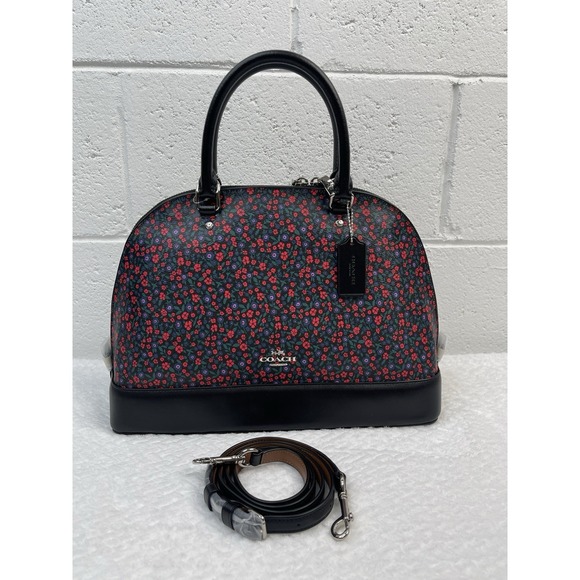 Coach Handbags - Coach Sierra Bag in Ranch Floral print‎ Coated Canvass Leather Base & Handle NWT